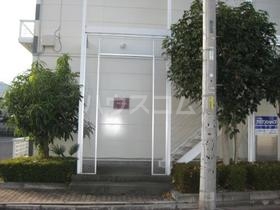 21/30 エントランス