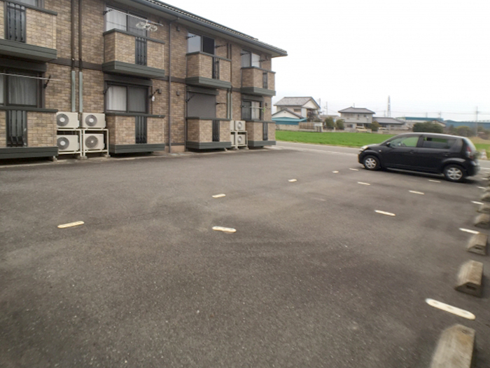 17/19 駐車場
