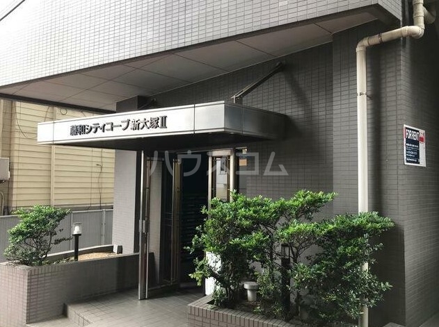 15/26 エントランス