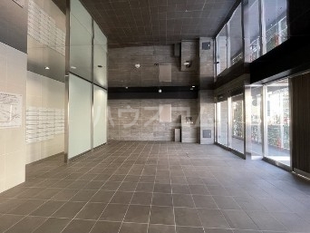 14/22 エントランス