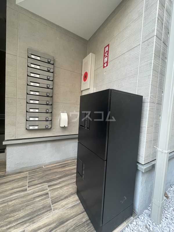 19/29 エントランス