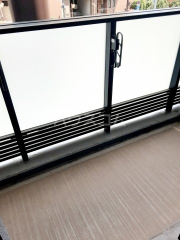 20/30 バルコニー