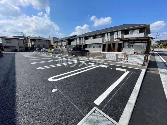 27/29 駐車場
