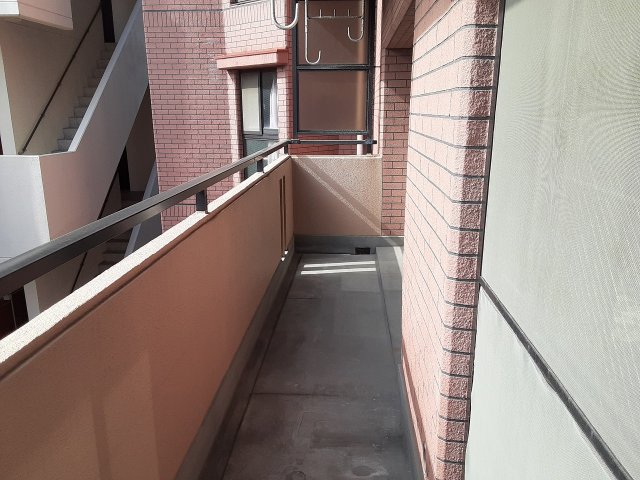 13/26 バルコニー