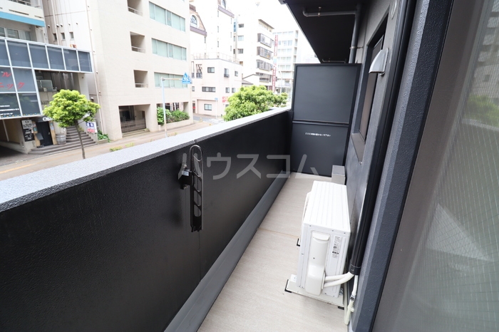 19/30 バルコニー