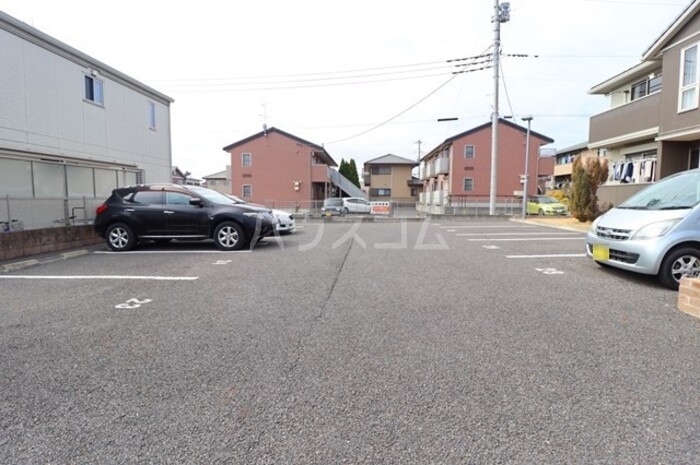 3/5 駐車場