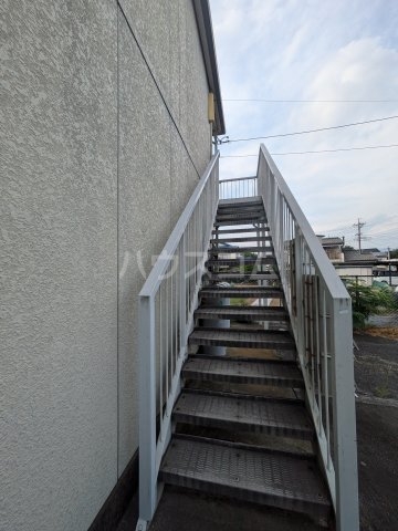 18/27 エントランス