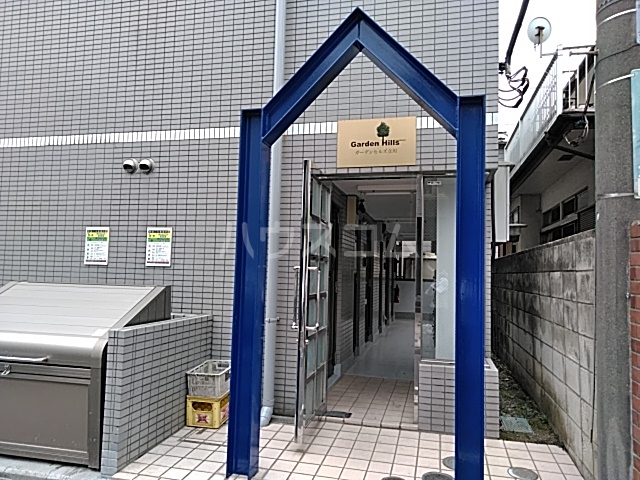 29/30 エントランス