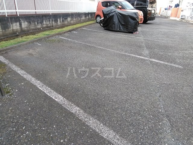 3/4 駐車場