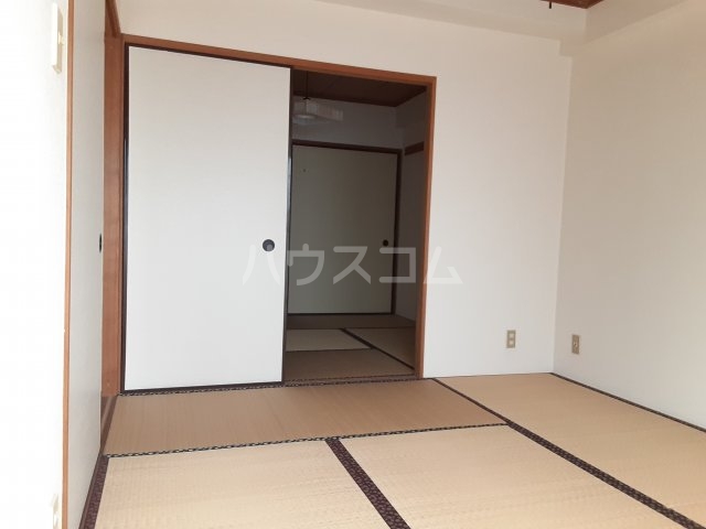 8/30 寝室