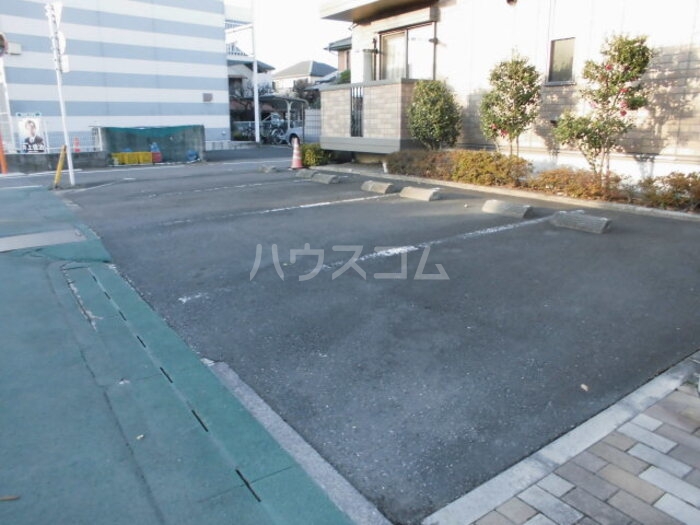 18/24 駐車場