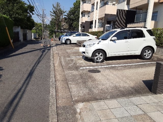 8/15 駐車場