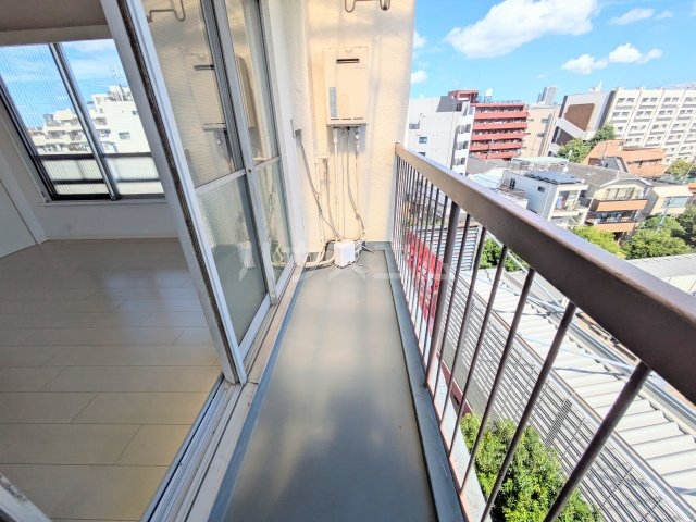 15/28 バルコニー