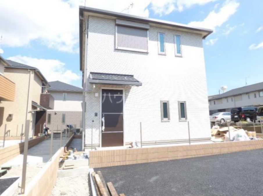 18/20 エントランス