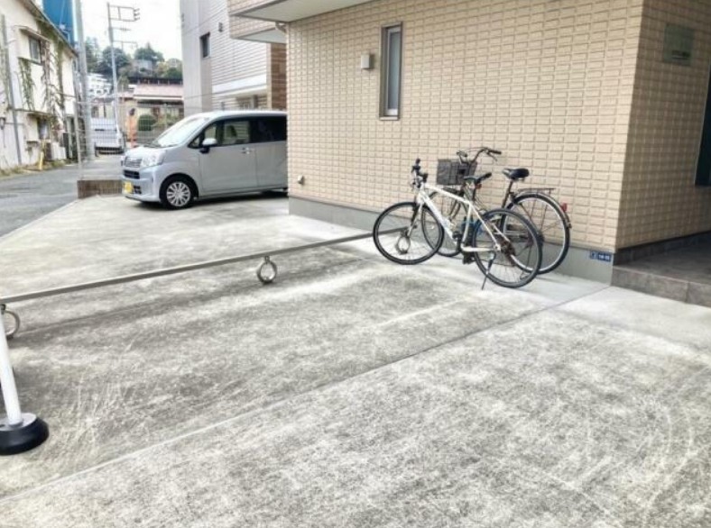 18/19 駐車場