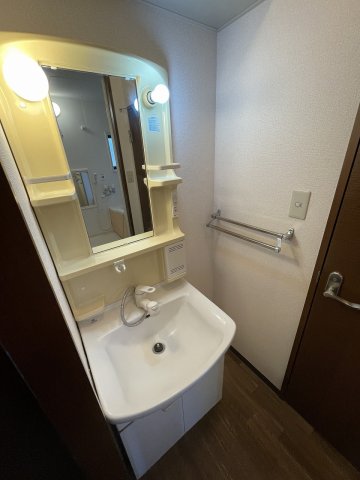 16/30 洗面