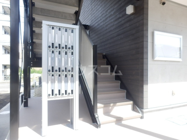 20/25 エントランス