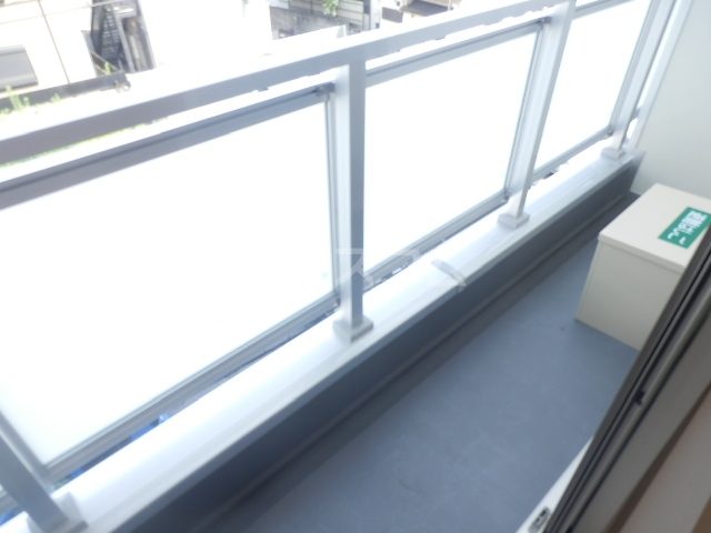 16/25 バルコニー