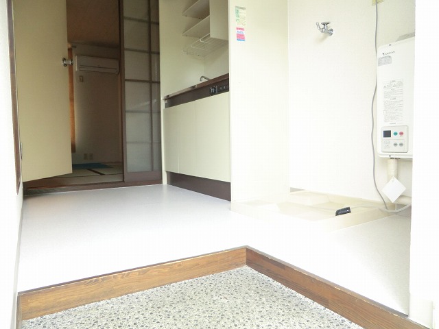 14/23 エントランス