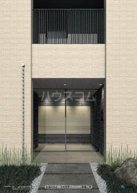 13/22 エントランス