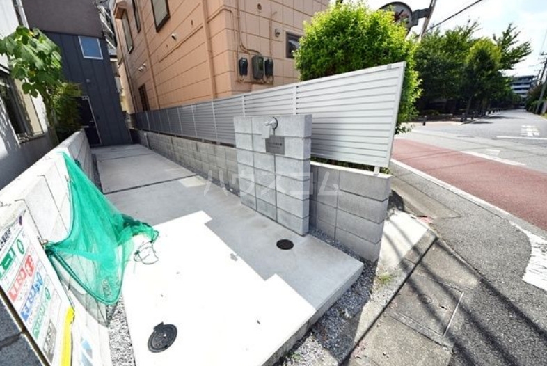 2/11 エントランス