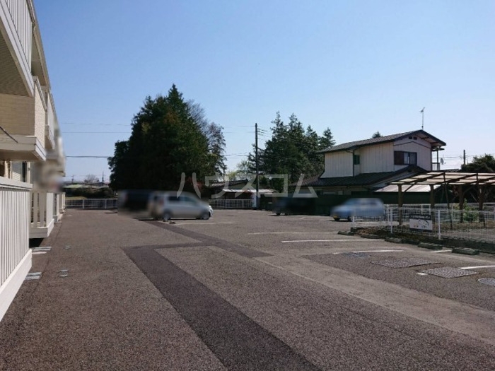 10/11 駐車場