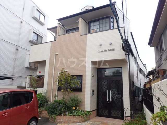 グランディール西公園エントランス