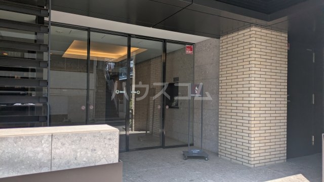3/4 エントランス