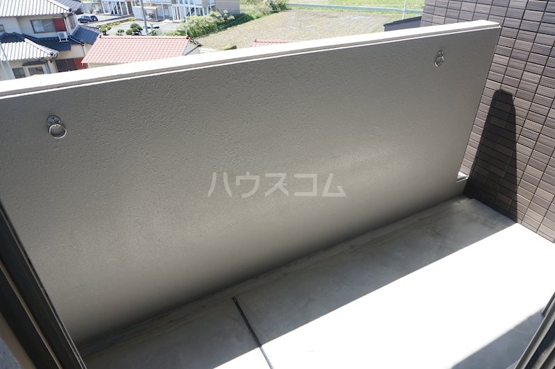 15/26 バルコニー
