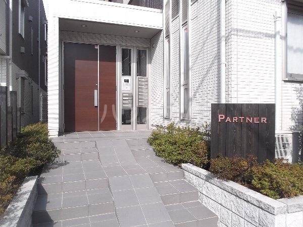 17/19 エントランス