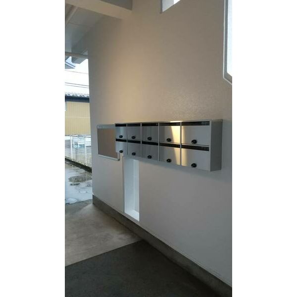 15/17 エントランス