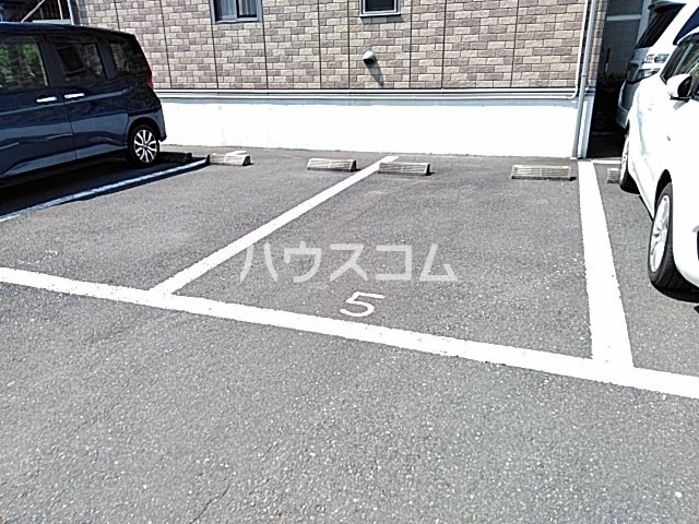 14/21 駐車場
