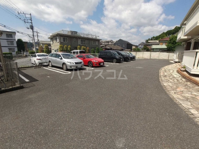 21/24 駐車場