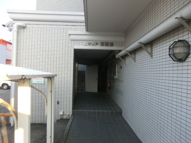 22/30 エントランス