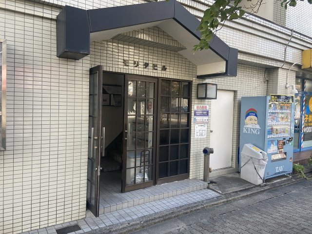 16/24 エントランス