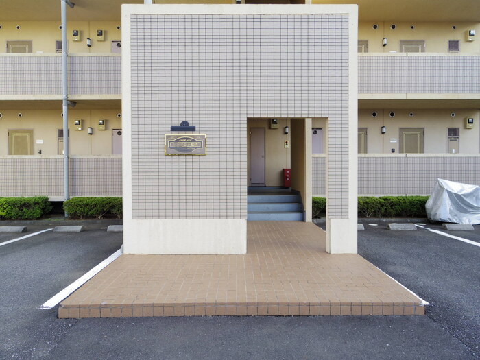 16/24 エントランス