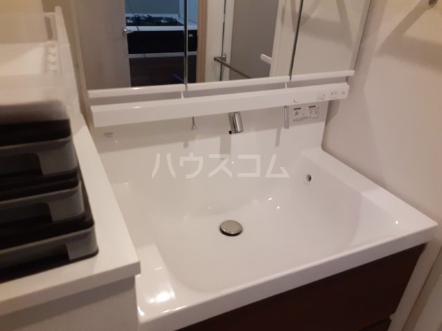 17/28 洗面