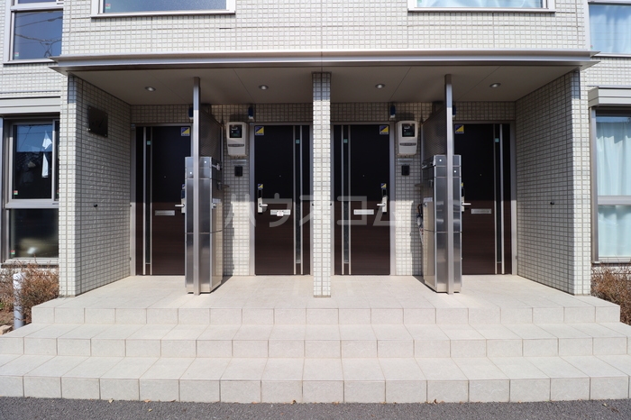 15/20 エントランス