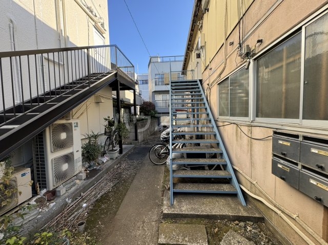 3/4 エントランス