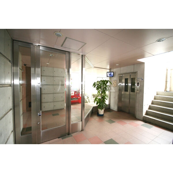 2/6 エントランス