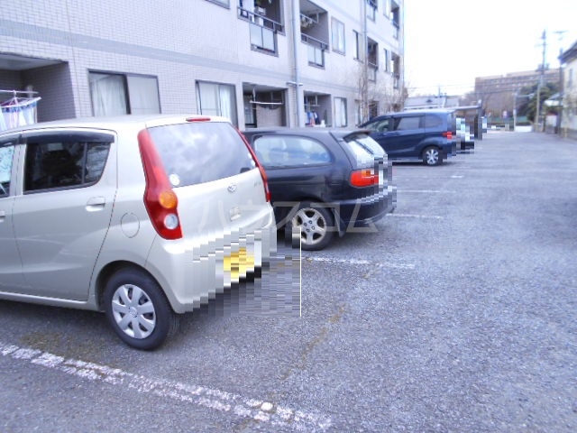 3/6 駐車場