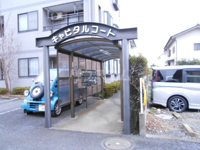 26/30 エントランス