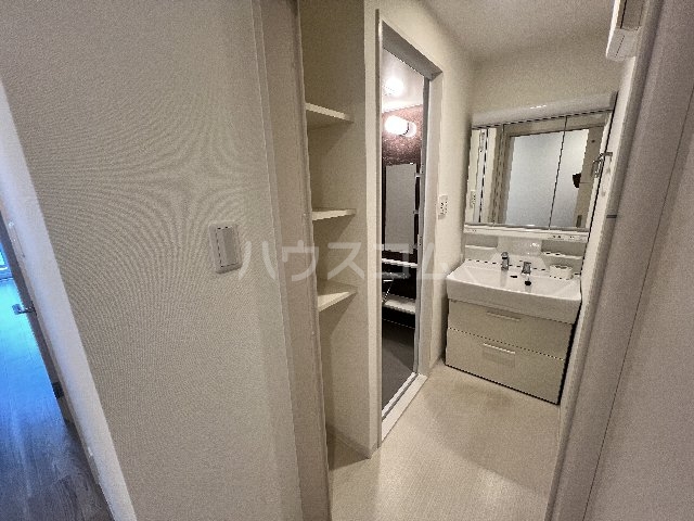 15/30 洗面
