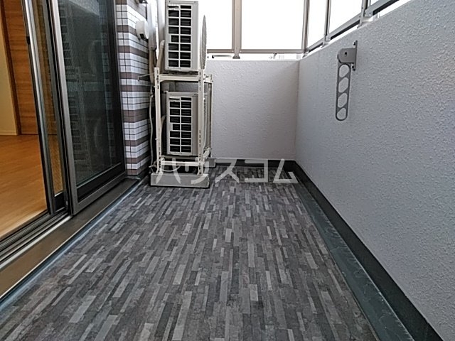 15/22 バルコニー