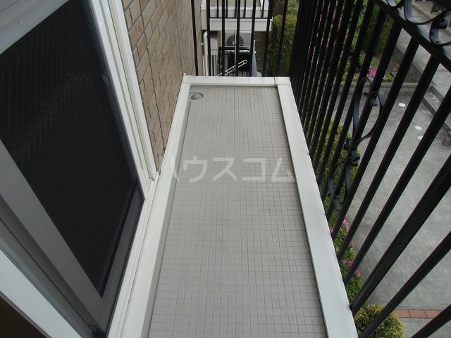 13/23 バルコニー