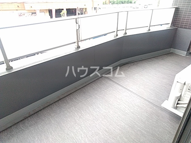 20/30 バルコニー