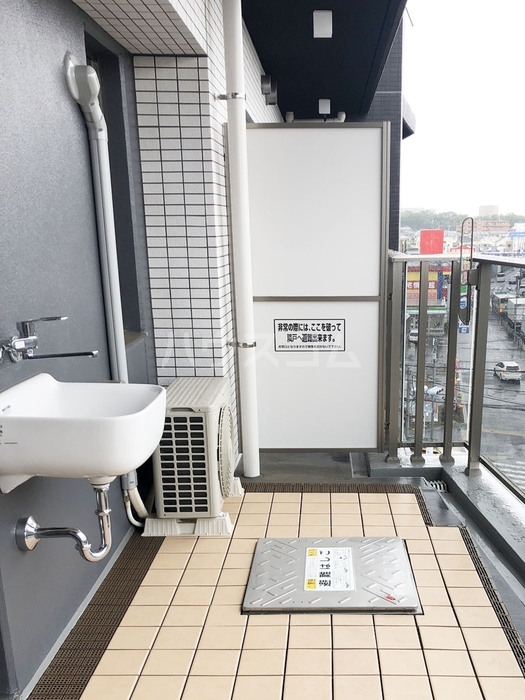 19/30 バルコニー