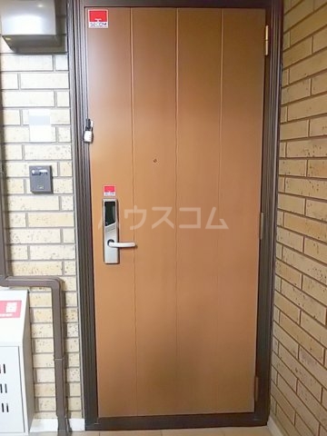 15/26 エントランス