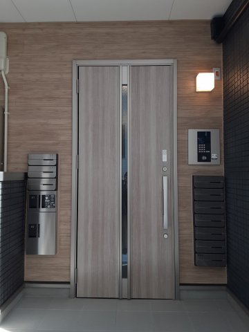 3/10 エントランス