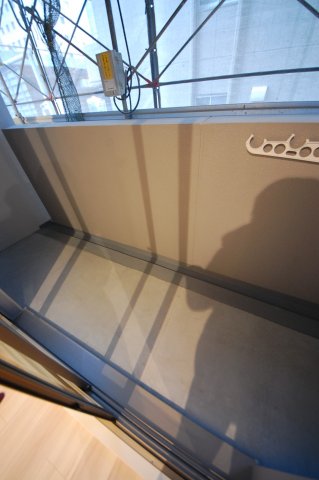 15/28 バルコニー